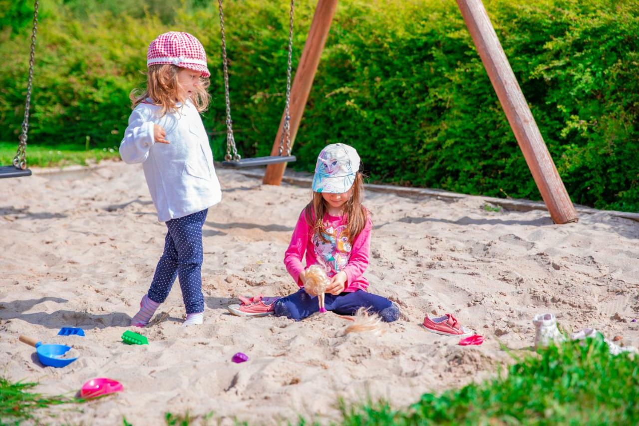 Vakantiepark Westerwolde Pagedal Stadskanaal Eksteriør billede